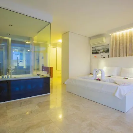 Charming 4-bedroom With Ac In Beautiful Antalya Kaş