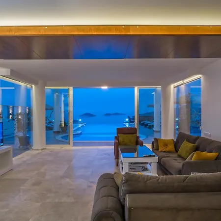 Charming 4-bedroom With Ac In Beautiful Antalya Kaş